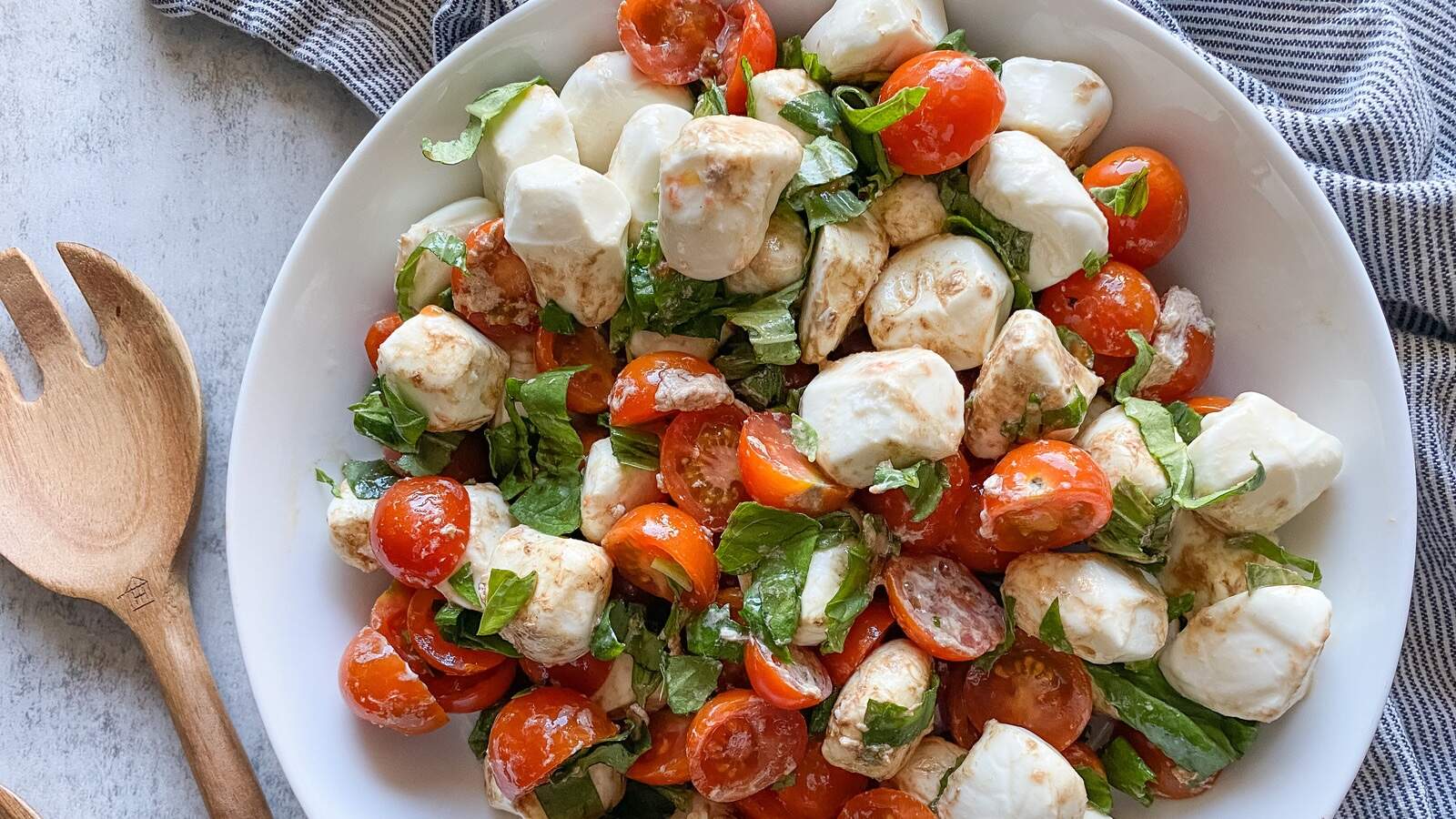 tomato-mozzarella-salad-recipe