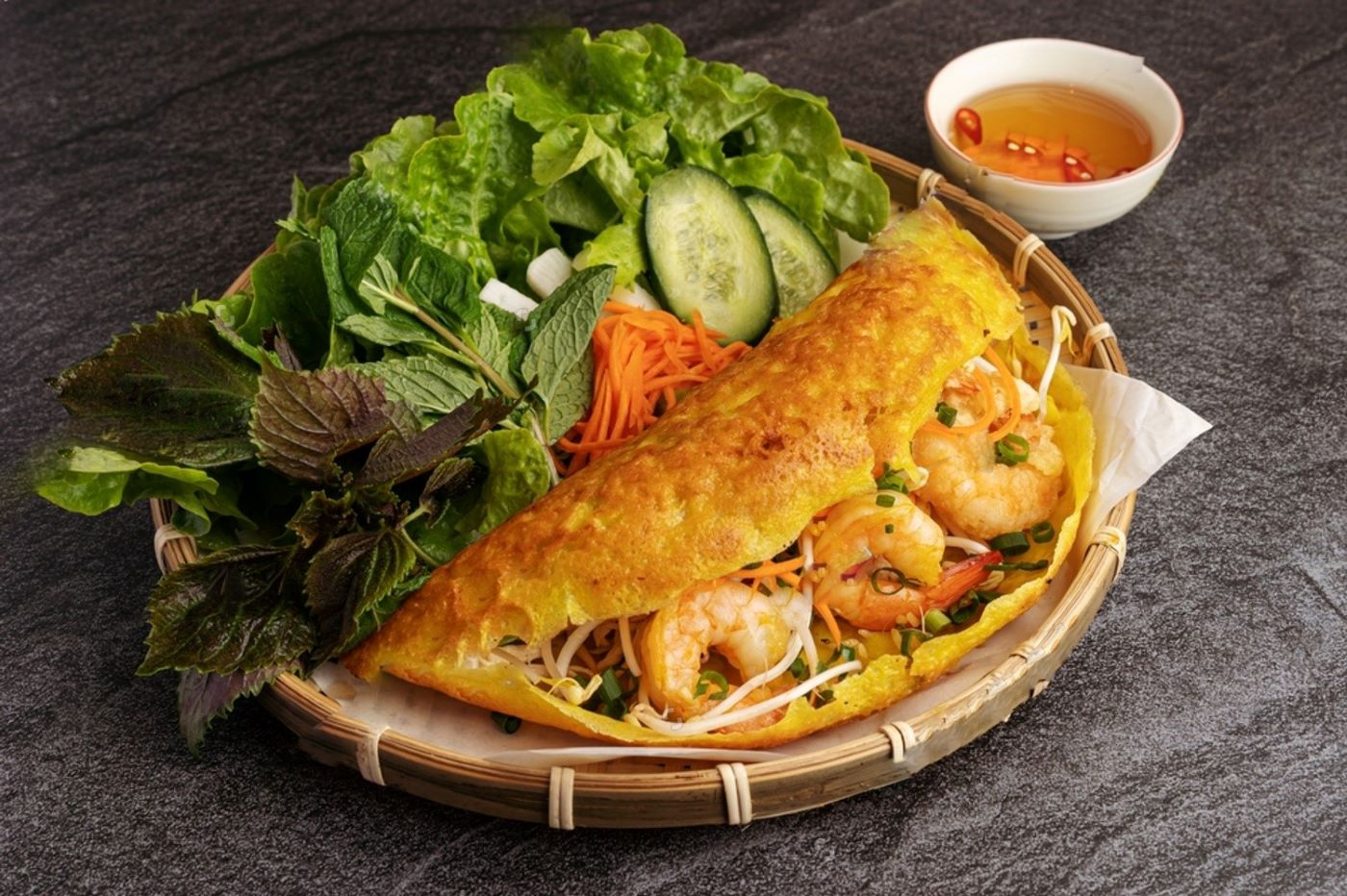 banh-xeo-vietnamese-shrimp-pancakes-recipe