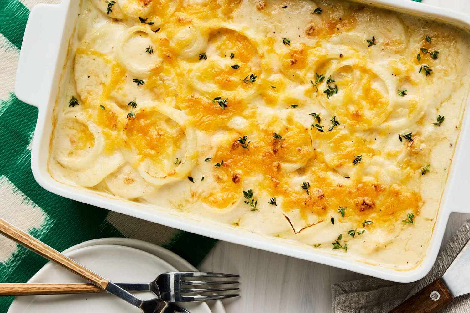 cheesy-scalloped-potatoes-recipe