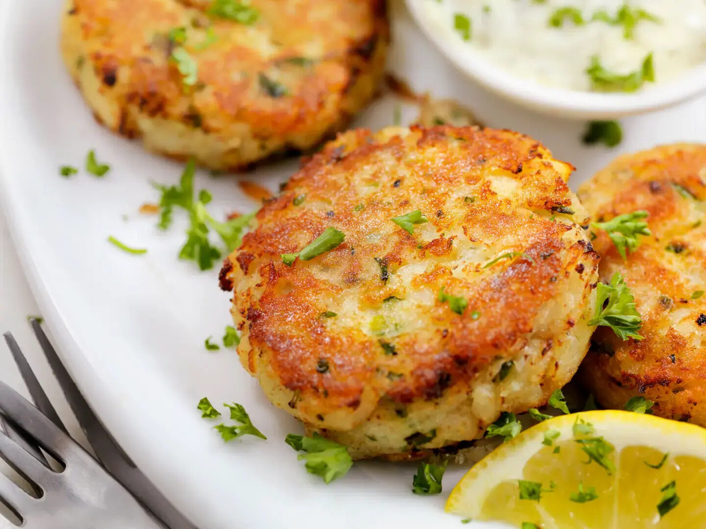crabby-crusted-chickpea-cakes-recipe