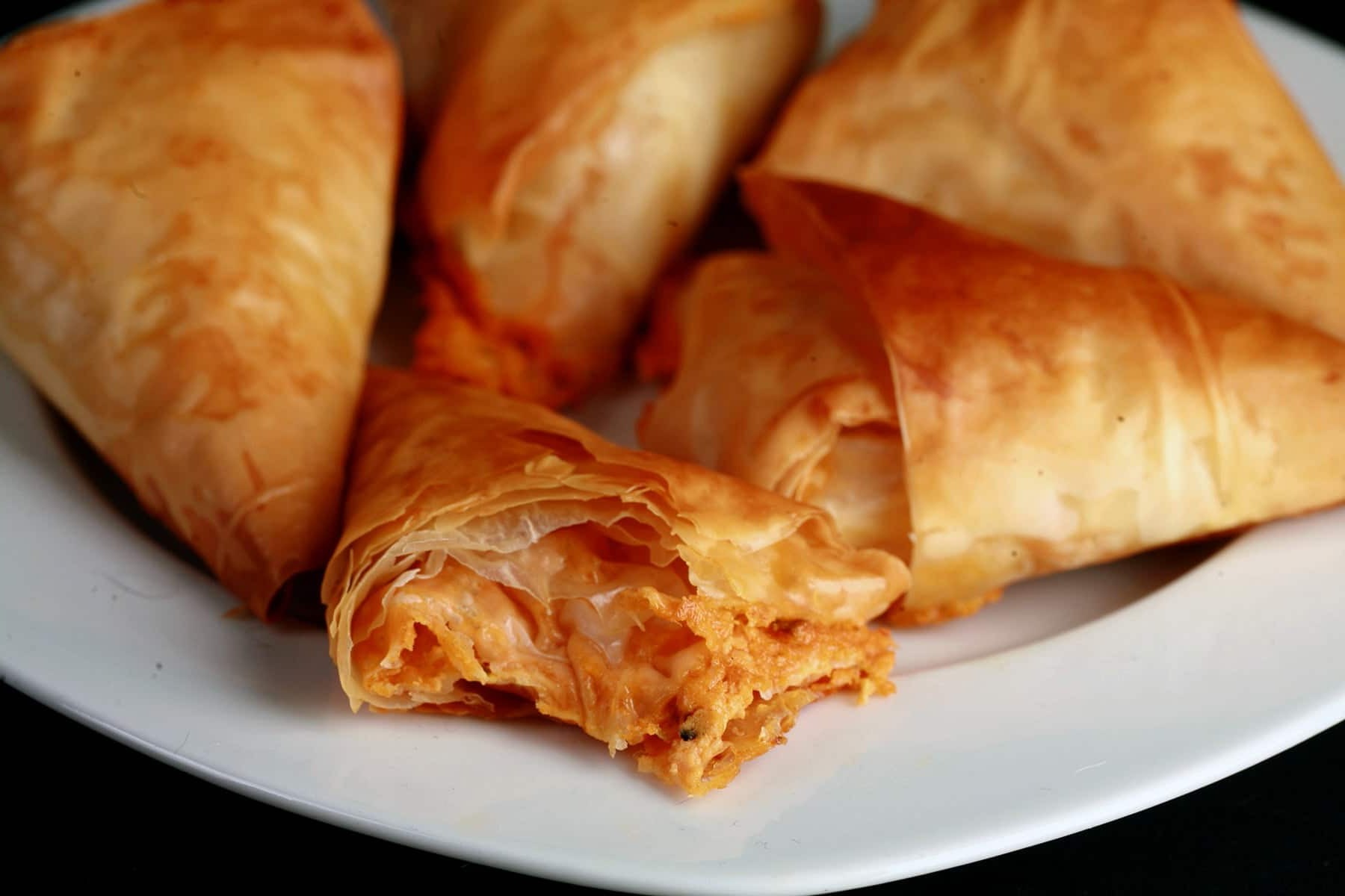 artichoke-and-crabmeat-triangles-recipe